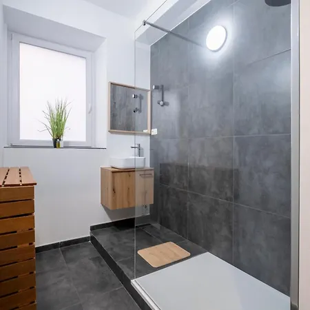 Apartment Nomad - Henin