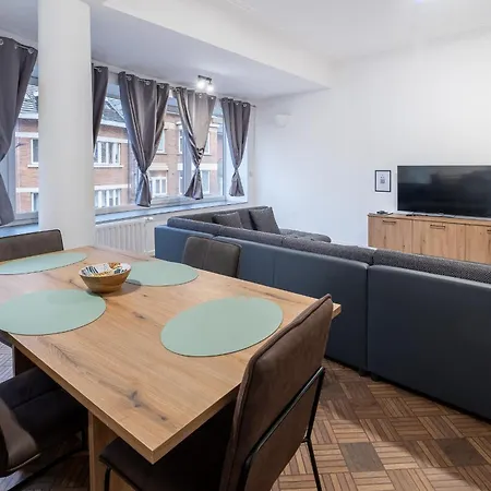 Nomad - Henin Charleroi